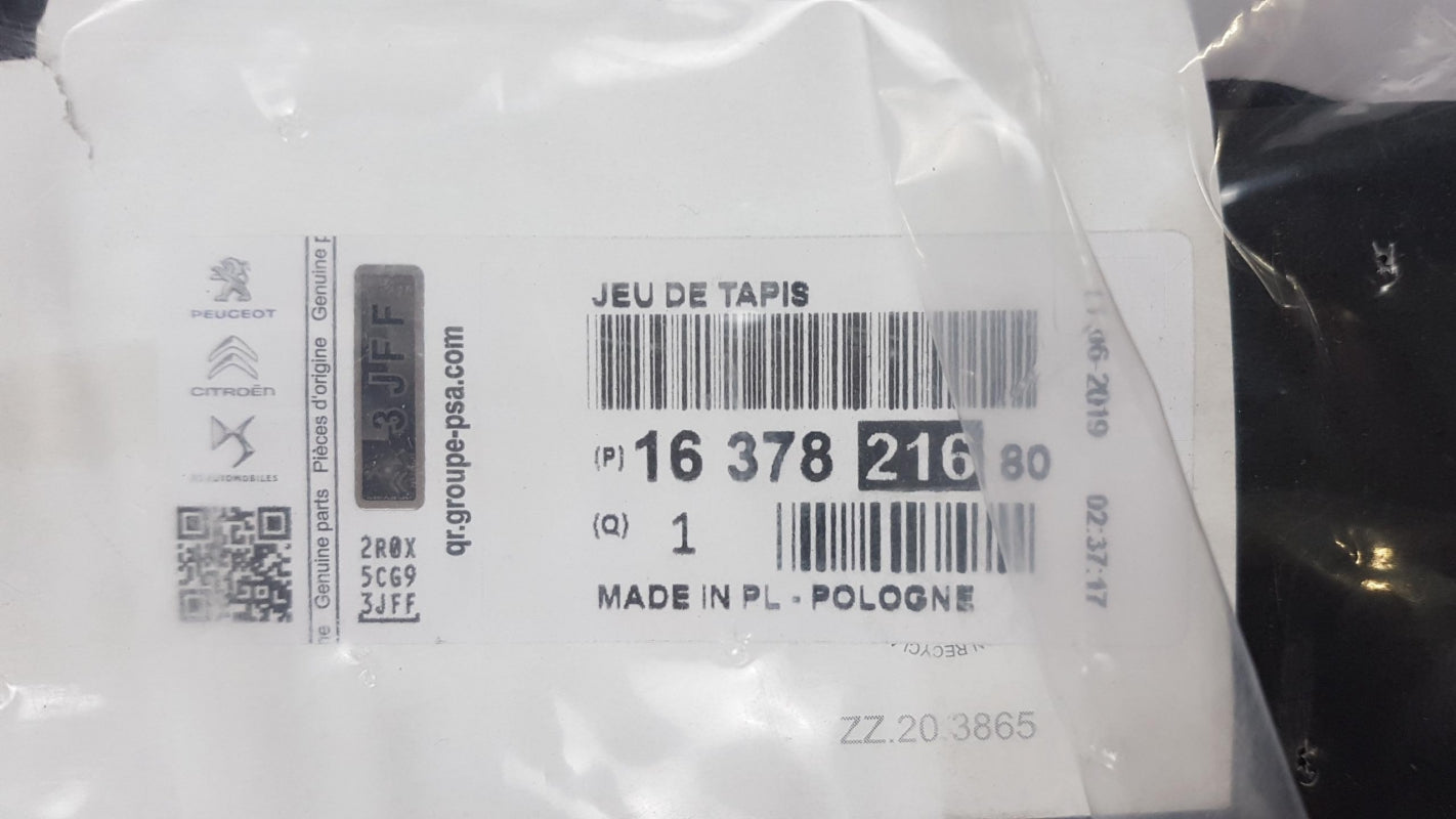 Original OE Peugeot Fußmattensatz 1637821680