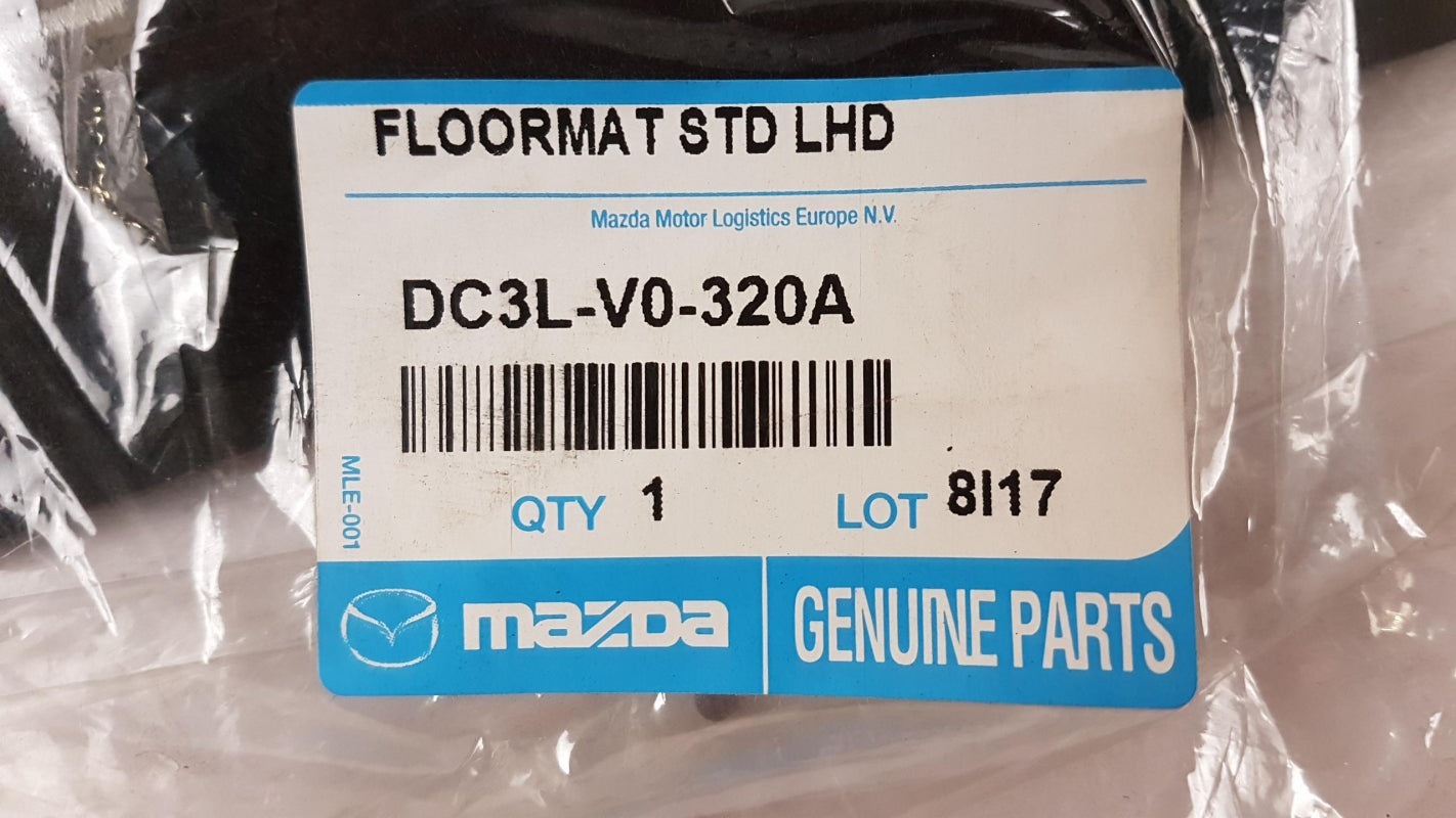 Original OE MAZDA Fußmattensatz DC3LV0320A