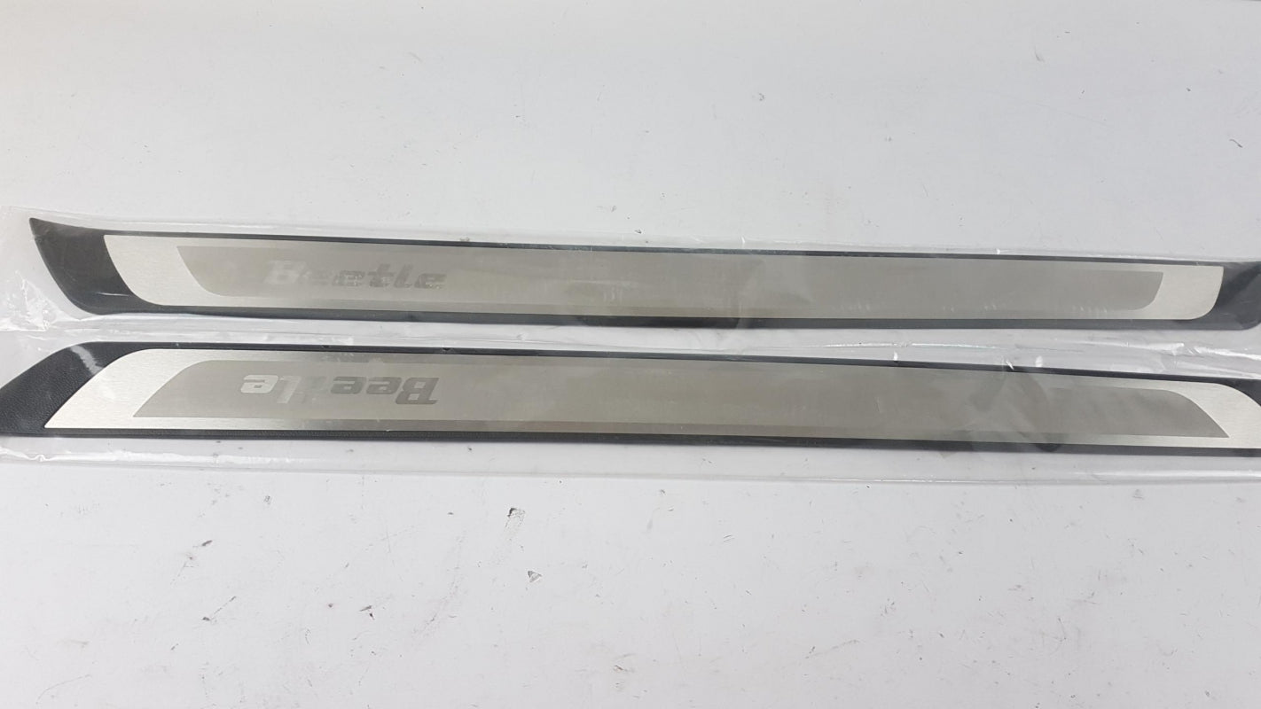 Original VW Beetle '12-'17 Einstiegsleistensatz Edelstahl vorne 5C0071303