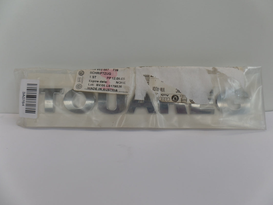 Original VW Touareg 7L 2003-2010 Emblem Plakette chrome 7L6853687739