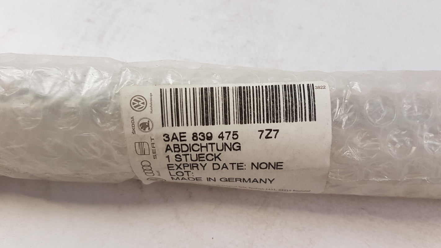 Original OE Volkswagen Seitenscheibe Dichtung 3AE8394757Z7