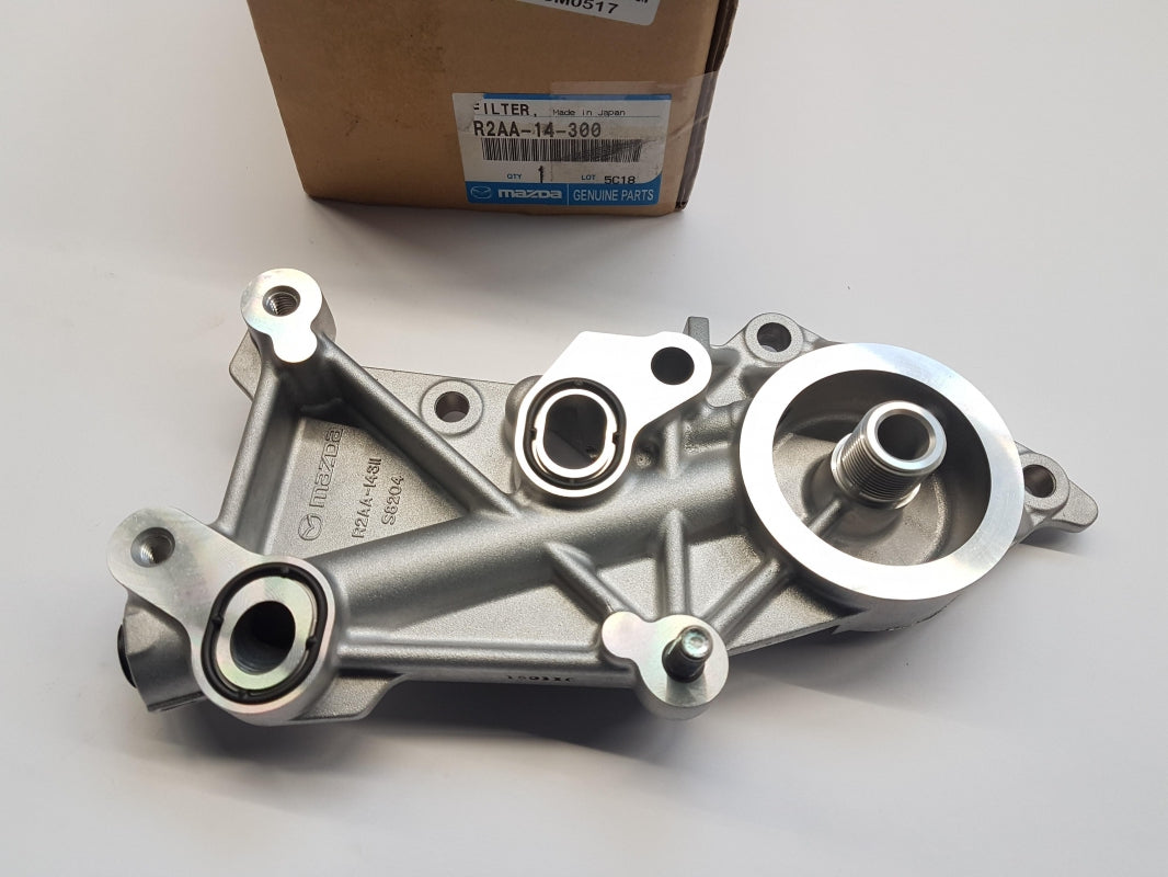 Original OE MAZDA Ölfiltergehäuse R2AA14300