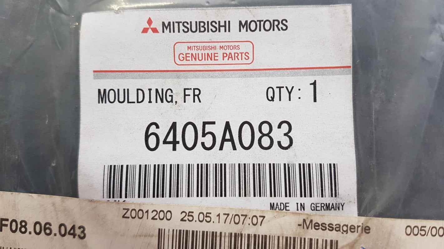 Original OE MITSUBISHI Stoßstangen Zierleiste 6405A083