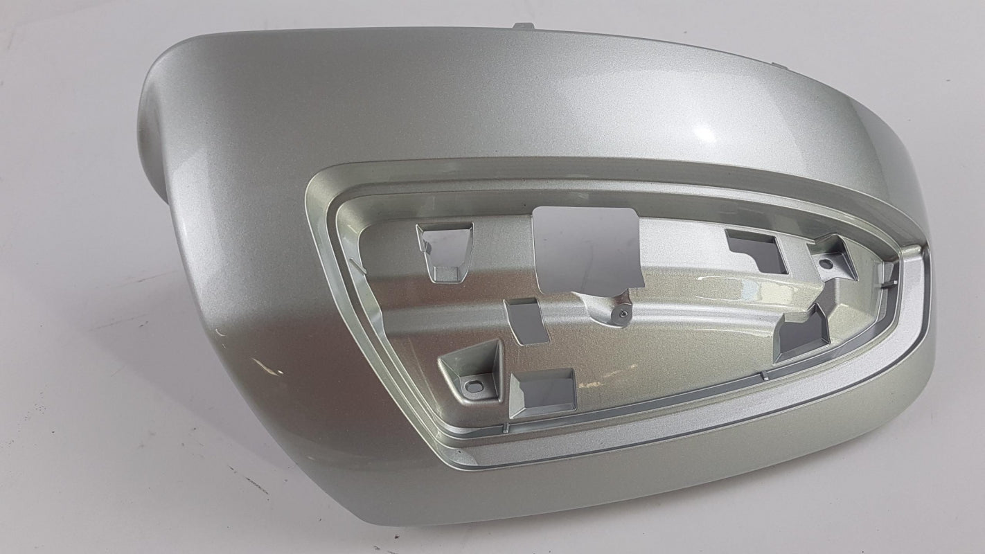 Original MERCEDES-BENZ W204 Außenspiegel Abdeckung rechts A20481110079775