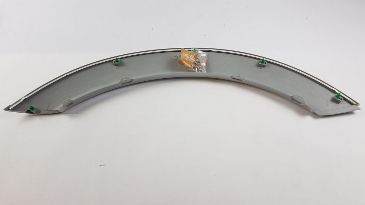 Original OE MITSUBISHI Kotflügel Zierleiste MR508206