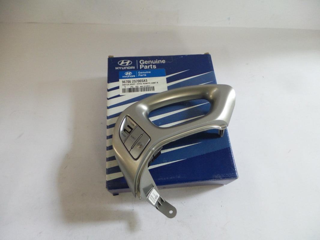 Original HYUNDAI ix35 Tucson Lenkradschalter für Radio und GRA 967002S700SAS