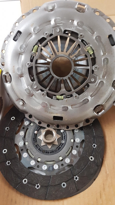 LUK für OPEL Astra-H Zafira-B Vectra-C Signum 1.9 CDTi Kupplungssatz 624322633