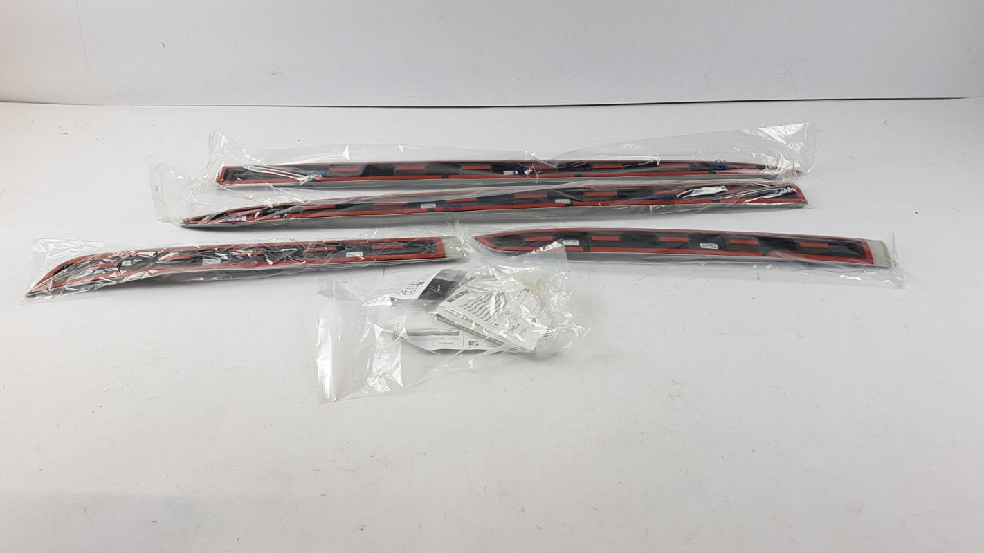 Original OE HYUNDAI/KIA Türzierleisten Satz 3W271ADE00