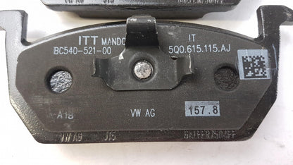 Original SEAT Leon III (5F) Bremsbeläge mit Warnkontakt Vorne 5Q0698151H