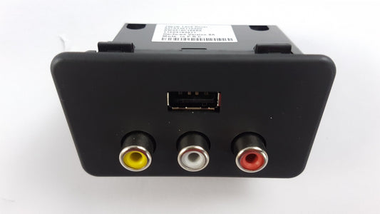 Original OE JAGUAR USB/AUX Buchse C2D7343