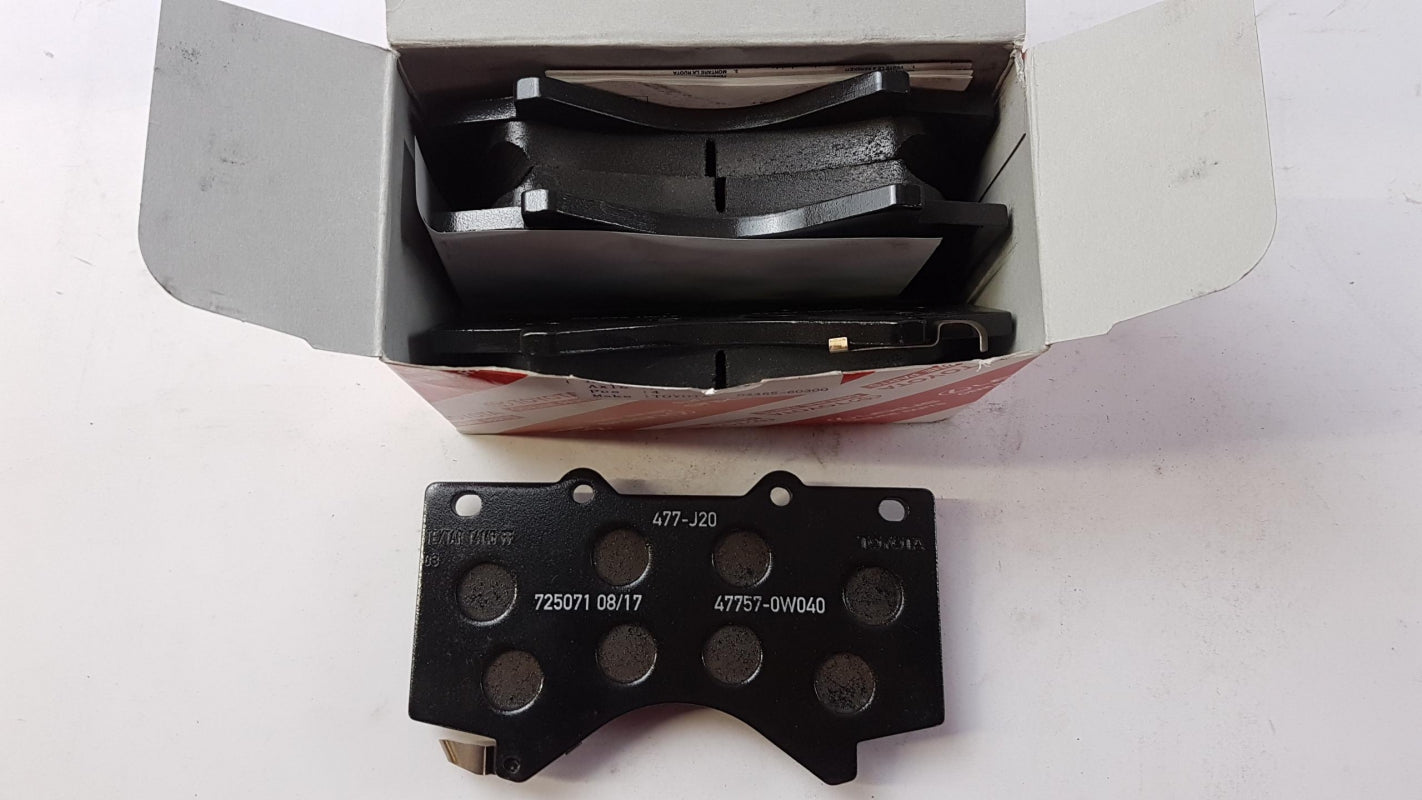 Original TOYOTA Land Cruiser '07- Bremsbeläge Bremsklötze vorne 0446560300