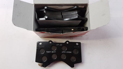 Original TOYOTA Land Cruiser '07- Bremsbeläge Bremsklötze vorne 0446560300