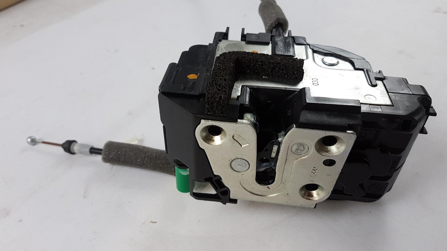 Original OE NISSAN Türschloss 805014X00A