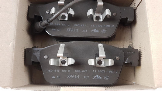 Original VW Transporter T5 T6 Bremsbeläge Bremsklötze vorne 7E0698151D