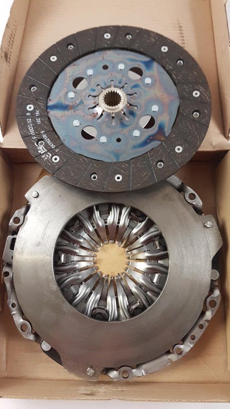 Original PEUGEOT 508 CITROEN C4 B78 2.0 HDi Kupplungssatz 1609063380