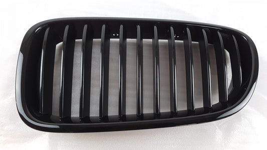 Original BMW M Performance 5er F10 F11 Frontziergitter Schwarz links 51712165539