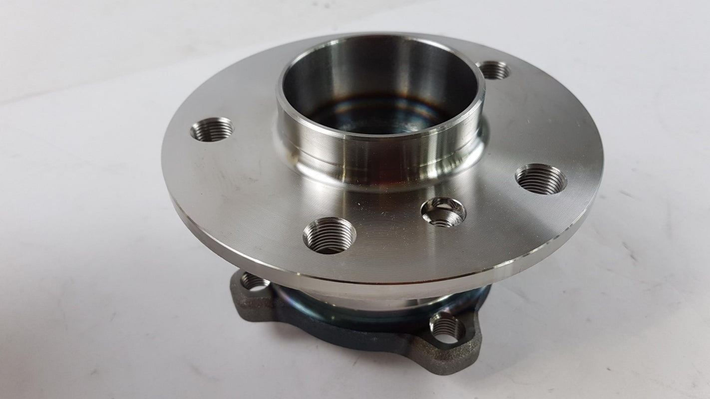 Original BMW 2er F45 F46 X1 F48 X2 F39 Radnabe hinten 33416858086