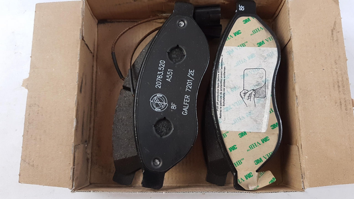 Original OE FIAT Bremsbeläge 77366018