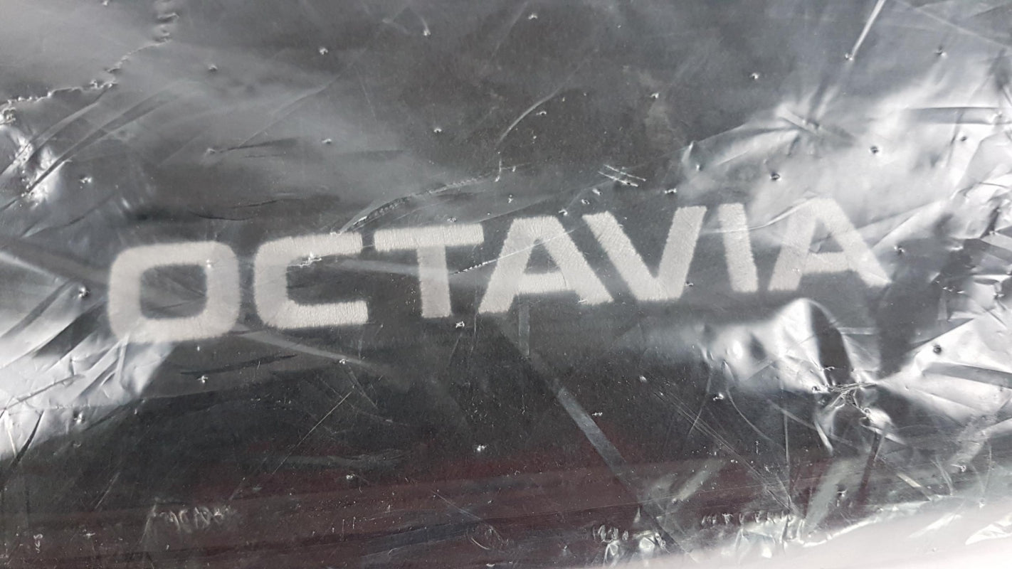 Original OE Volkswagen Fußmattensatz 5E4061404