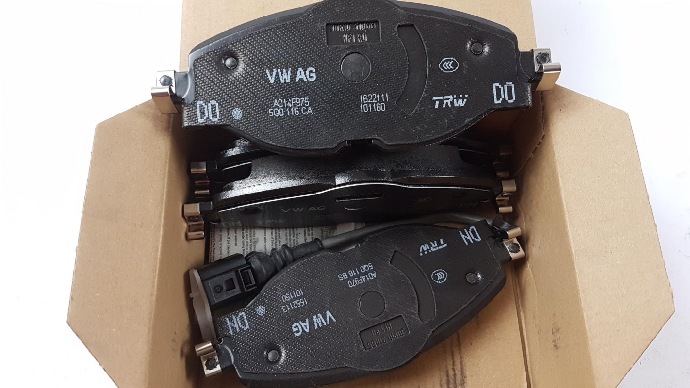 Original OE Volkswagen Bremsbeläge 5Q0698151AF