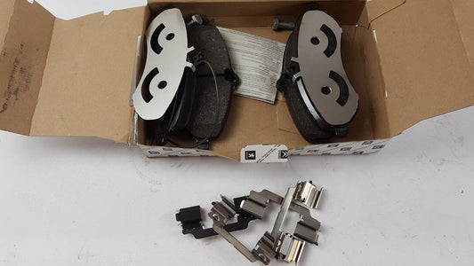 Original PEUGEOT Expert CITROEN Jumpy Bremsbeläge Bremsklötze vorne 4254A2