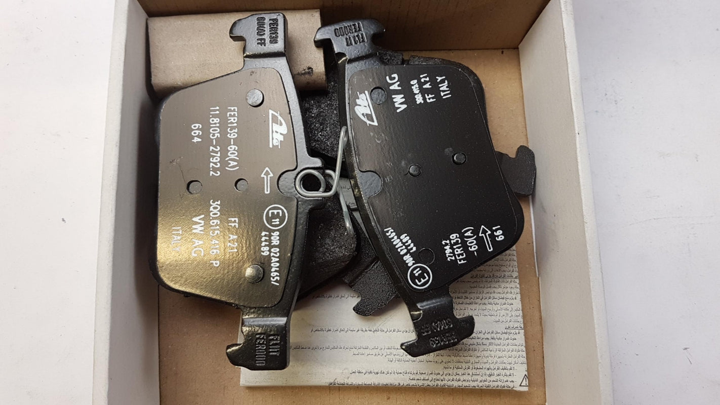 Original OE Volkswagen brake pads 3Q0698451F 