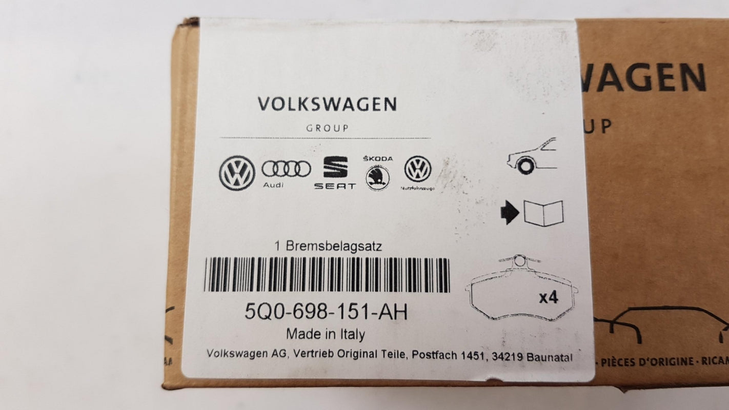 Original AUDI A3 Q2 VW Golf 6 Passat Touran Bremsbeläge Vorne 5Q0698151AH