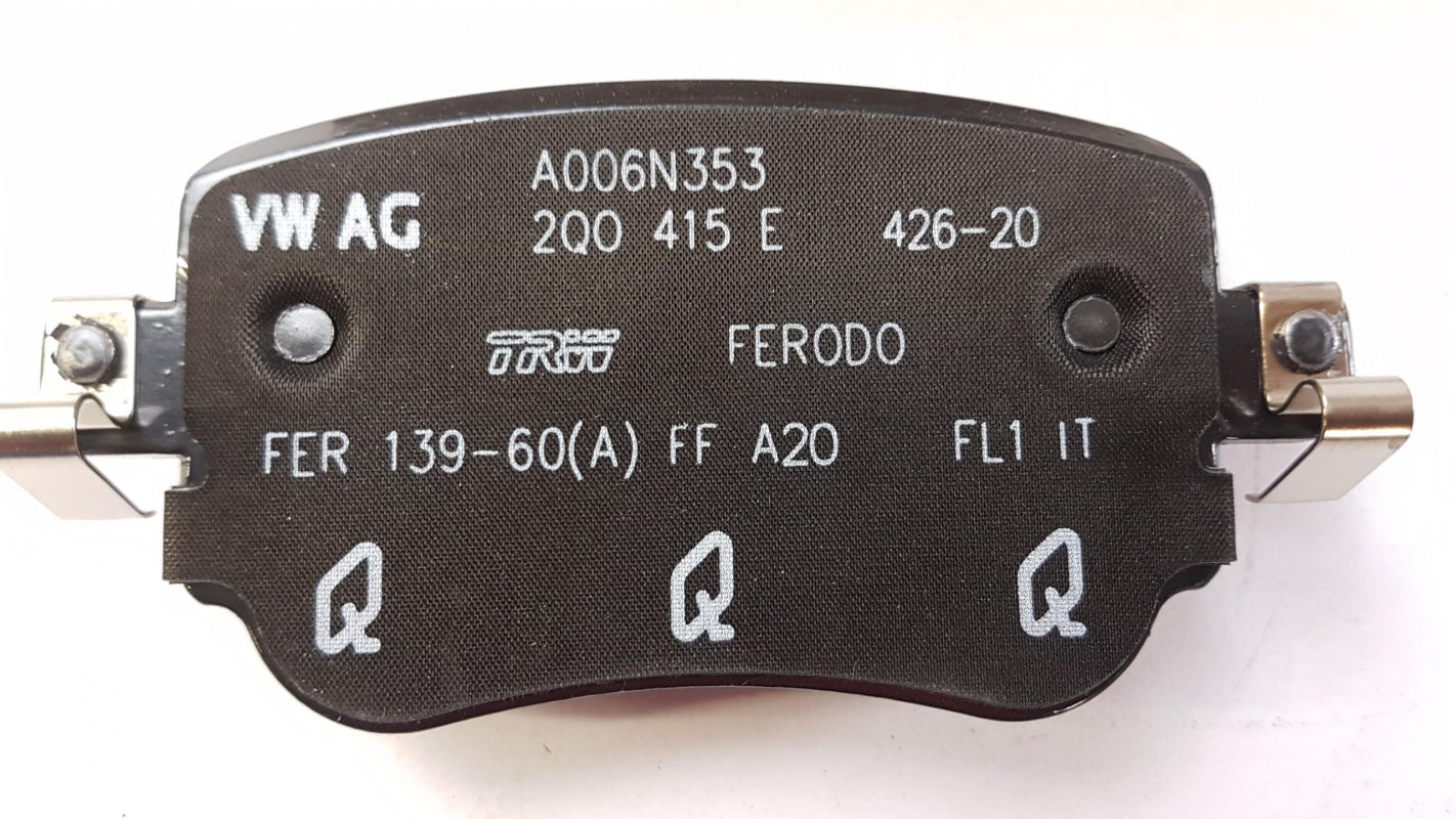 Original OE Volkswagen Bremsbeläge 2Q0698451A