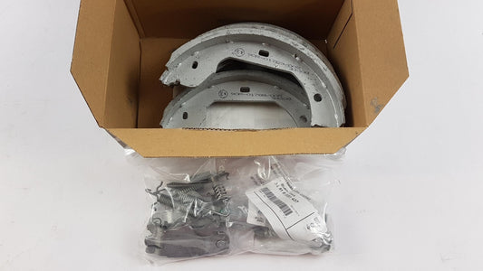 Original OE BMW Bremsbacke Reparatursatz 34212413128