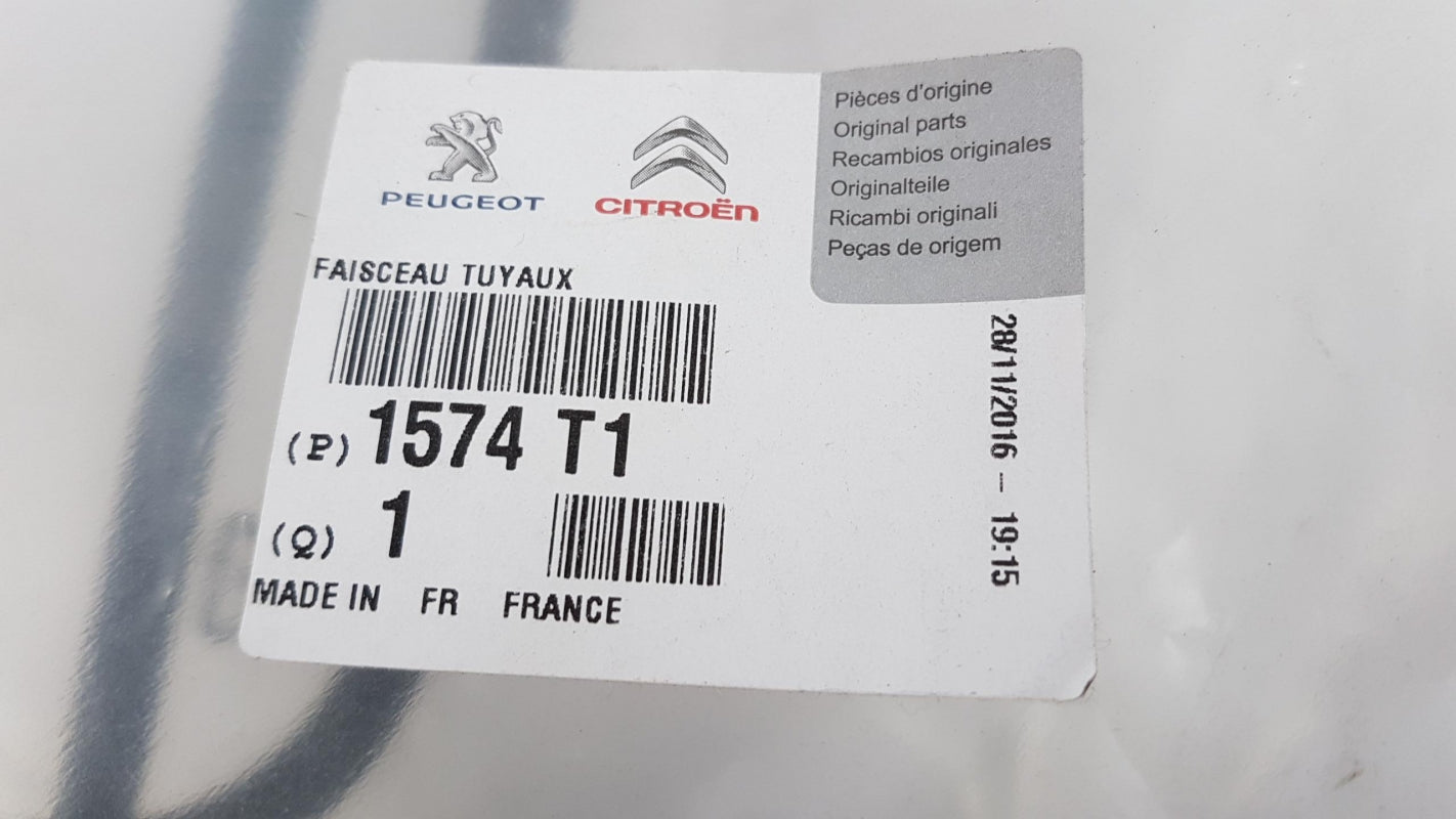 Original OE Peugeot Kraftstoffschlauch 1574T1