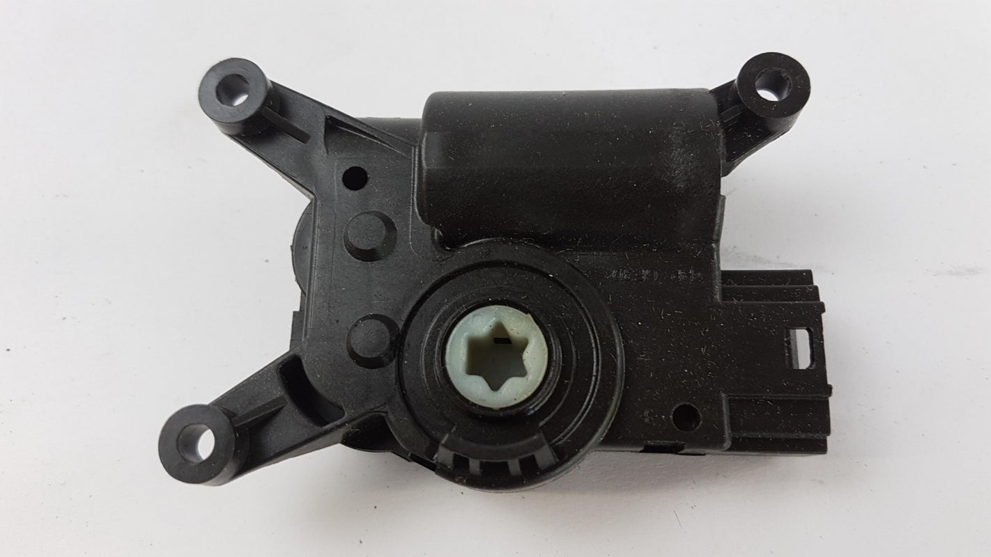 Original OE Volkswagen Stellmotor 3C0907511