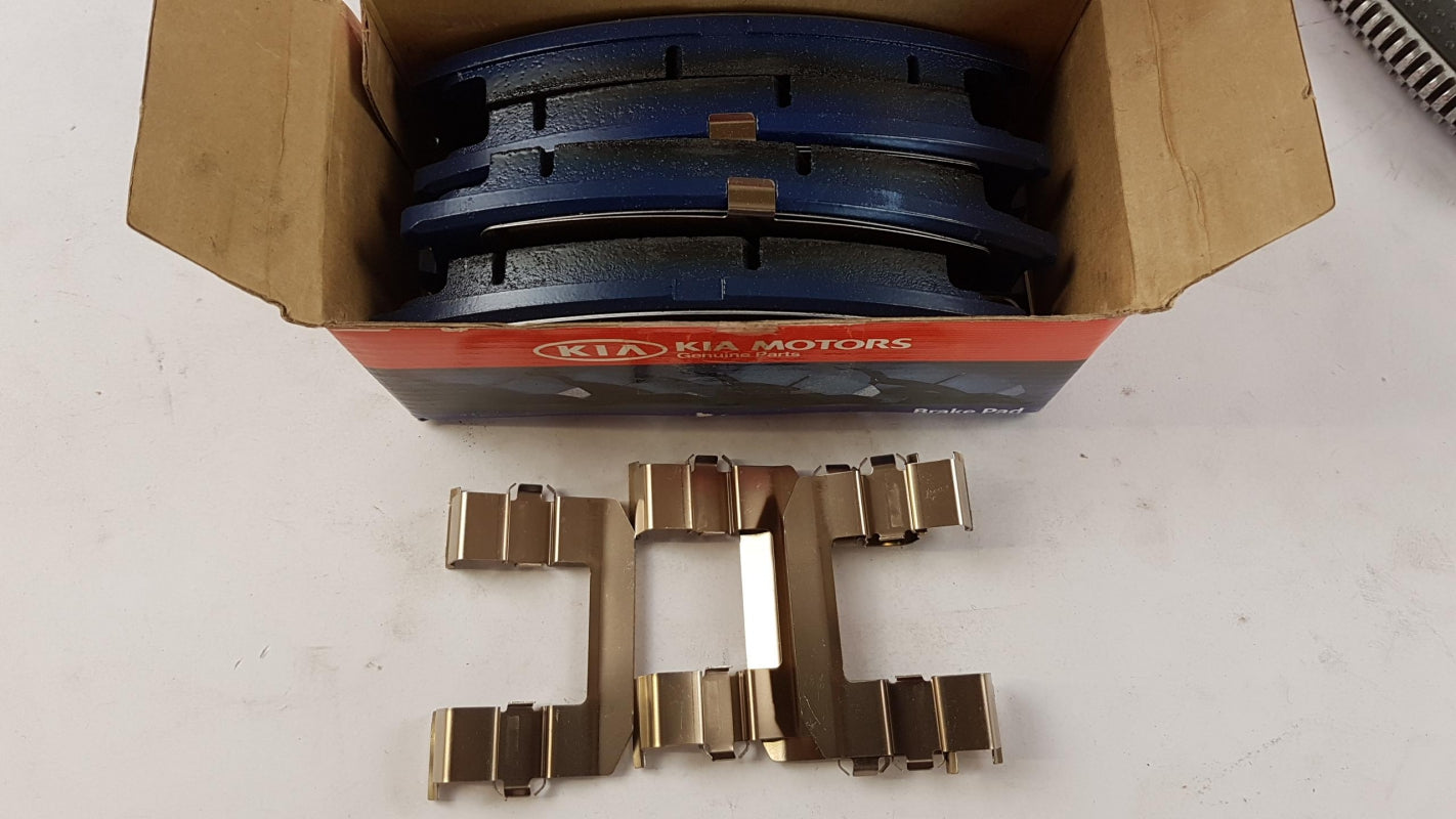 Original OE HYUNDAI/KIA Bremsbeläge 581013FA10