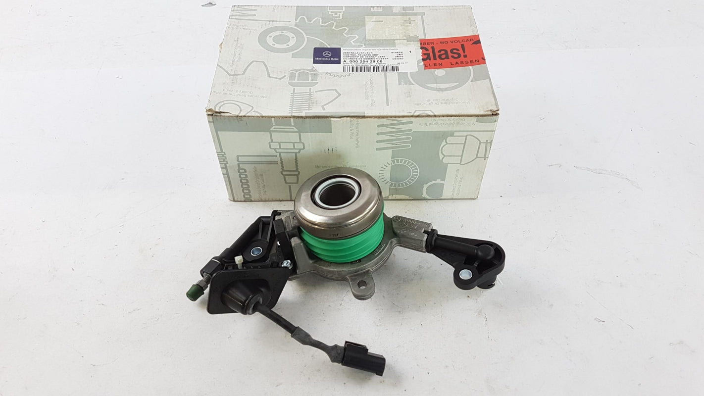 Original MERCEDES-BENZ ML SLK E CLK CLC Vito Kupplung Nehmerzylinder A0002542808
