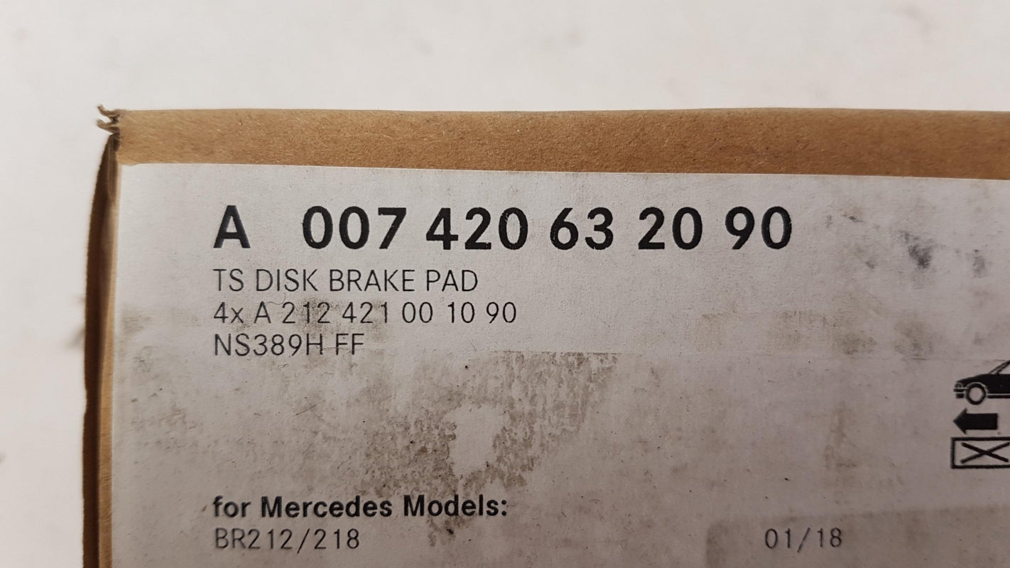 Original MERCEDES-BENZ s212 w212 v212 c218 x218 Bremsbeläge A007420632090