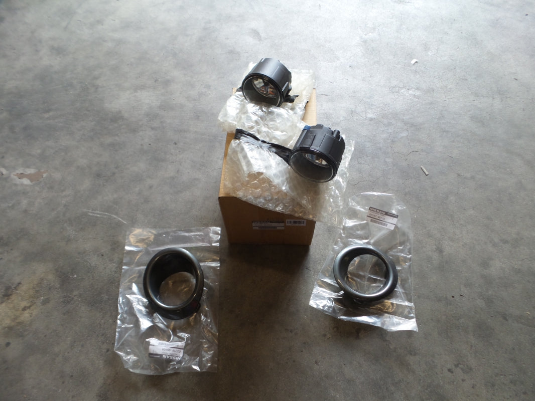 Original NISSAN Note, E11 E11E Nebelscheinwerfer Satz KE6229U000