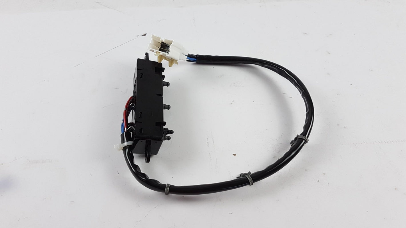 Original NISSAN Navara Sitzverstellung Steuerung Vorne Links 870664X01A