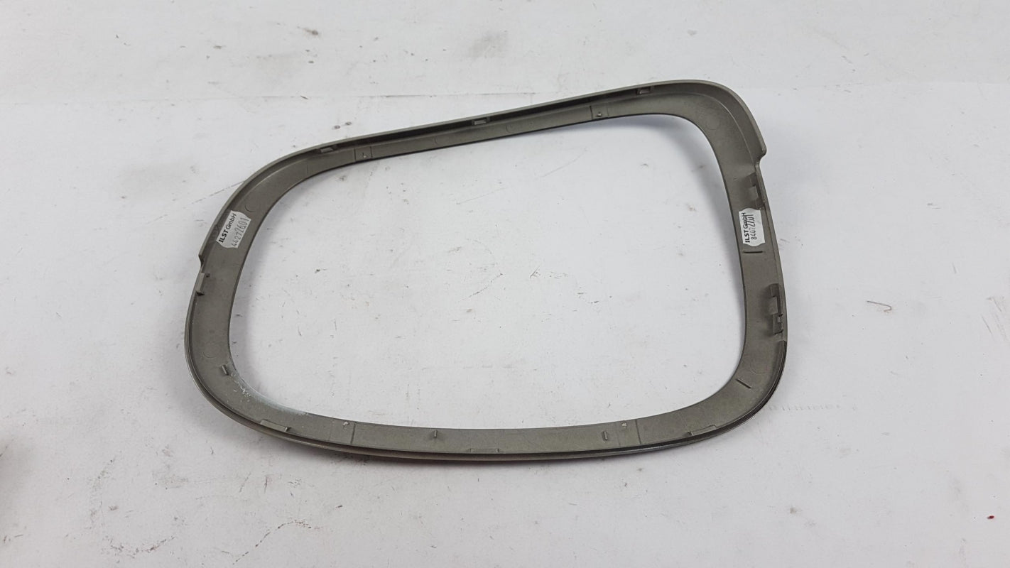 Original MINI F55 F56 F57 Zierring Heckleuchte Schwarz Rechts 51712285496