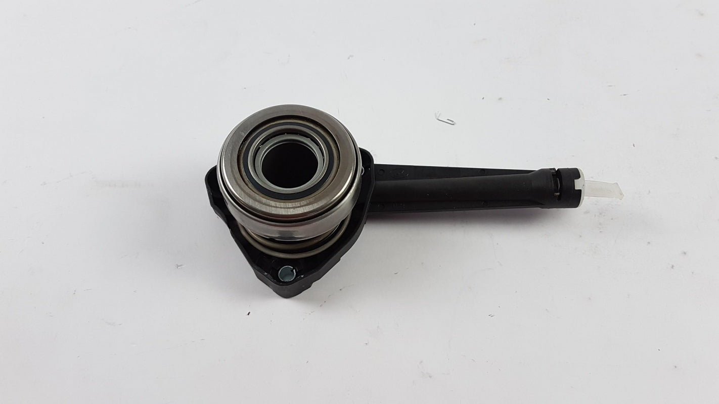 Original OE NISSAN Drucklager 3057000Q0L