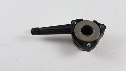Original OE NISSAN Drucklager 3057000Q0L