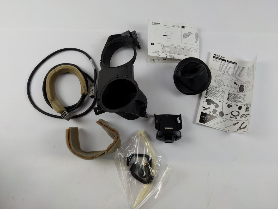 Original OE NISSAN Handyhalter KE2891K000