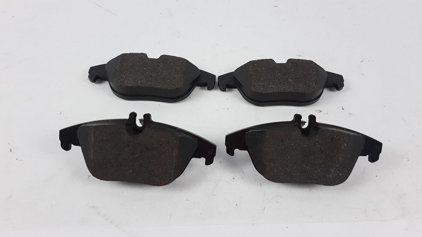 Original OE MERCEDES-BENZ Bremsbeläge A005420432041