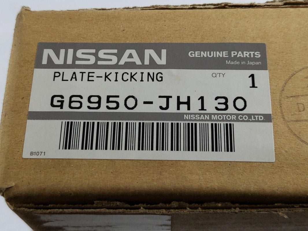 Original NISSAN X-Trail T31 Beleuchtete Einstiegsleisten Satz vorne G6950JH130