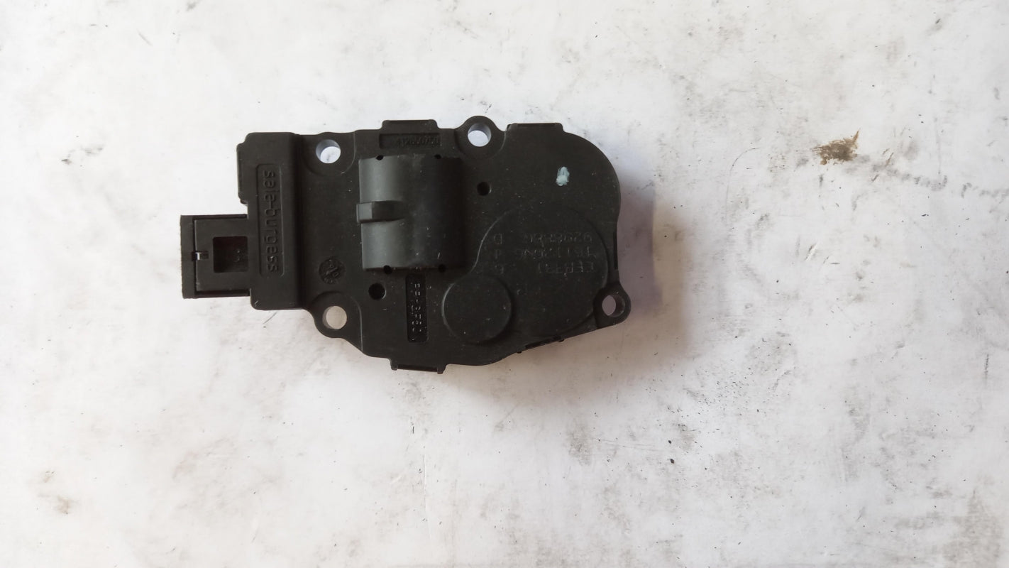 Original BMW 1' E81 E87 X3 F25 X4 F26 X5 X6 Stellelement Mischklappe 64116956706