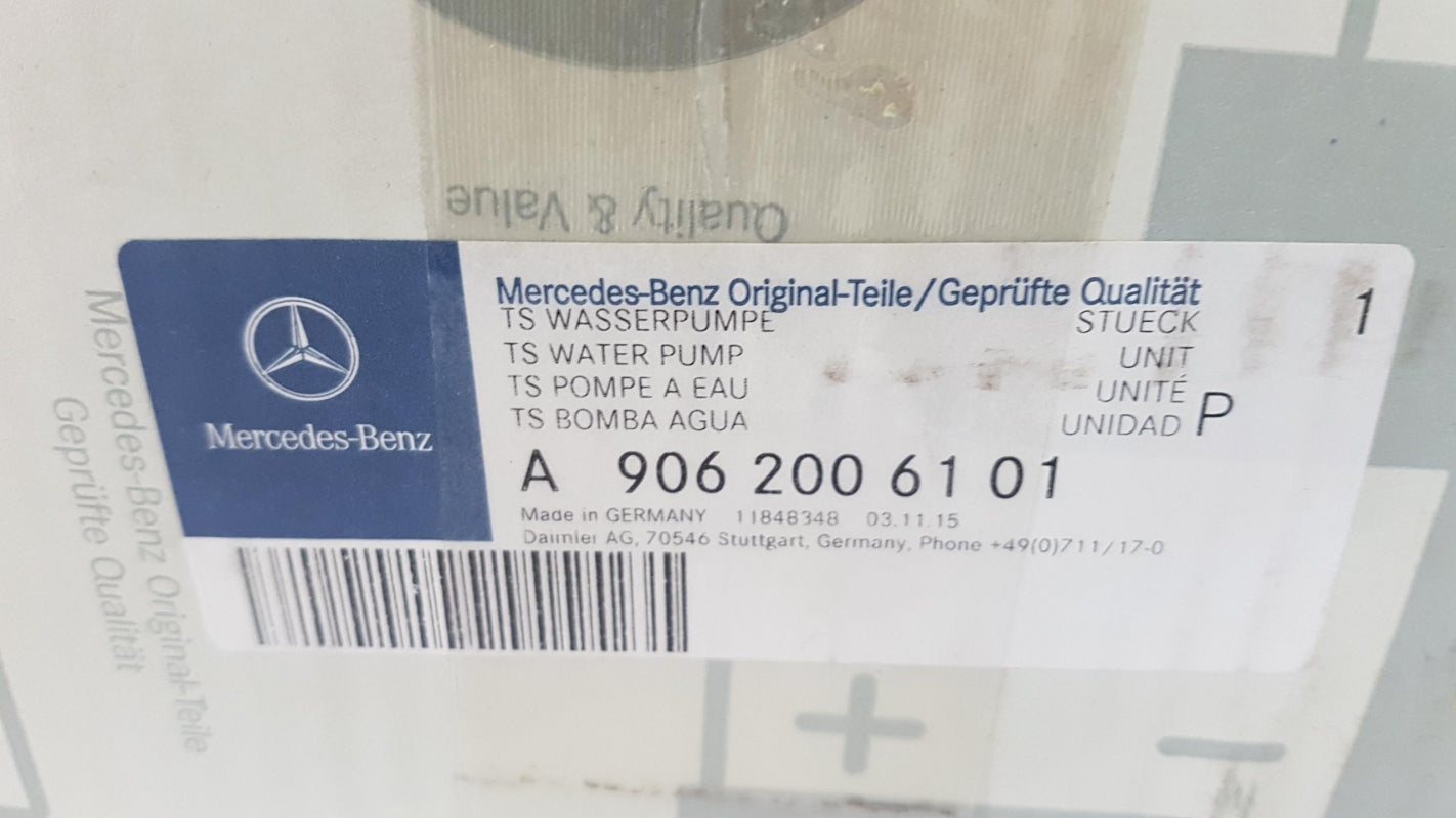 Original OE MERCEDES-BENZ Wasserpumpe A9062006101