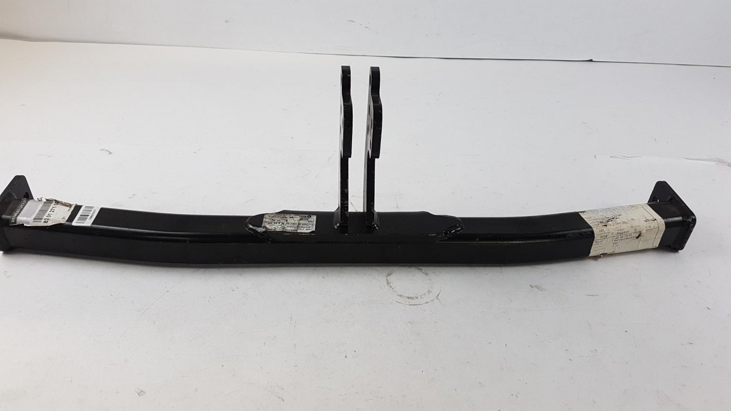 Original RENAULT DACIA Duster I Anhängerkupplung Halterung AHK 8201271008