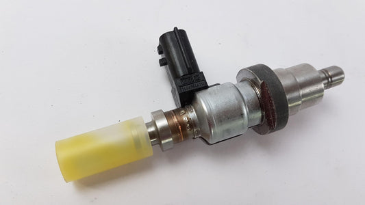 Original OE RENAULT Injektor 8200766475
