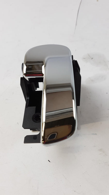 Original NISSAN Navara D40 Pathfinder R51 Innen Türgriff vorne rechts 806704X02B