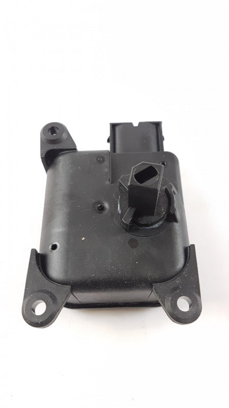 Original OE MERCEDES-BENZ Klimaanlage Stellantrieb A0068207842