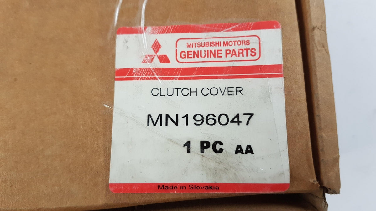 Original OE MITSUBISHI Kupplungsdruckplatte MN196047