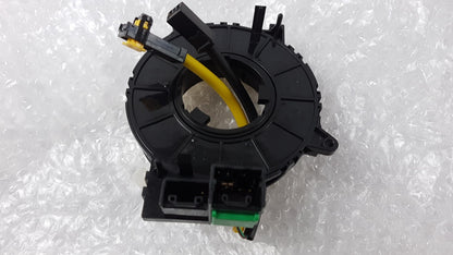 Original OE MITSUBISHI Schleifring MR979369